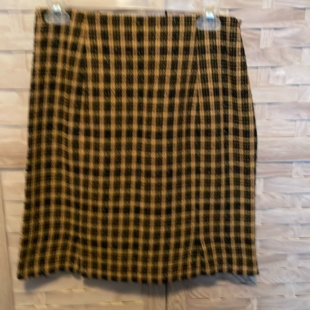 NWOT Mixit polyester/rayon/acrylic/wool/angora fully lined pencil skirt, Size 10
